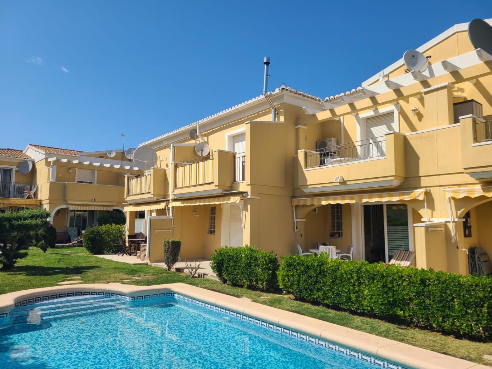 Bungalow Aldea Del Mar เอลส์พ็อบเล็ทส์ ภายนอก รูปภาพ